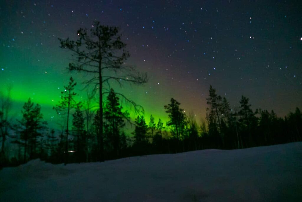 Practical Tips for Viewing the Northern Lights: